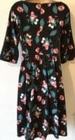 JOANIE BLACK ROSE & BOW PRINT WRAP MIDI DRESS SIZE 12/14