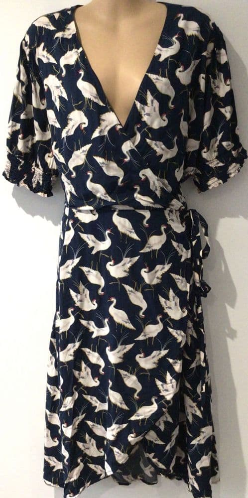JOANIE NAVY STORK PRINT WRAP MIDI DRESS SIZE 20