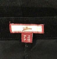 JOE BROWNS BLACK NEEDLECORD TIE STRAP DUNGAREES SIZE 14