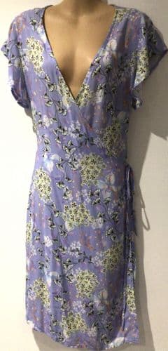 JOE BROWNS LILAC FLORAL SHORT SLEEVED WRAP DRESS SIZE 12