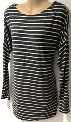 JOJO MAMAN BEBE GREY/WHITE STRIPE POPPER NURSING TOP S 10-12