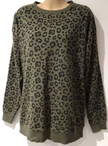 JOJO MAMAN BEBE KHAKI LEOPARD ZIP NURSING SWEATER SIZE M 14/16