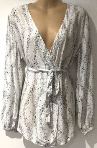 JOJO MAMAN BEBE WRAP LONG SLEEVED WHITE STAR NURSING TOP SIZE M 12-14