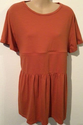 JUNO JACKS ORANGE ZIP NURSING T-SHIRT SIZE 24