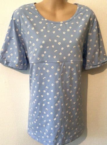 JUNO JACKS PALE BLUE DAISY ZIP NURSING T-SHIRT TOP SIZE 10