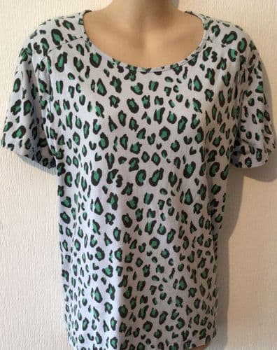 JUNO JACKS PALE BLUE LEOPARD ZIP NURSING T-SHIRT TOP SIZE 16