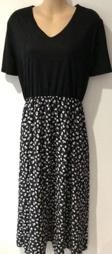 LYLA & LECHE ALI BLACK FLORAL T-SHIRT MIDI NURSING DRESS SIZE 12