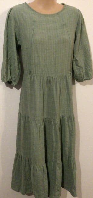 LYLA & LECHE OLIVE GREEN MIDI NURSING DRESS SIZE 16