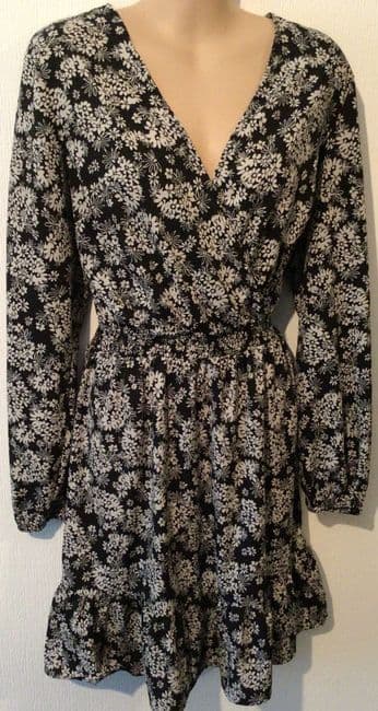 NEW LOOK BLACK/WHITE FLORAL WRAP DRESS SIZE 14