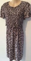 NEW LOOK MATERNITY/NURSING PINK FLORAL SHIRRED DRESS SIZE 20