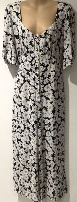 NOBODYS CHILD BLACK/WHITE FLOWER PRINT BUTTON JUMPSUIT SIZE 14