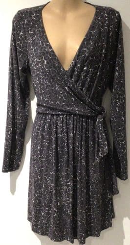 SERAPHINE GREY LEOPARD JERSEY WRAP DRESS SIZE M 12/14