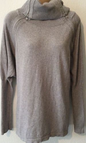 SERAPHINE GREY ROLL NECK ZIP NURSING JUMPER SIZE 14/16