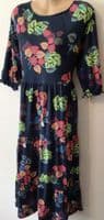 STYLISH MUM NAVY TROPICAL PRINT MATERNITY & NURSING DRESS SIZE 18