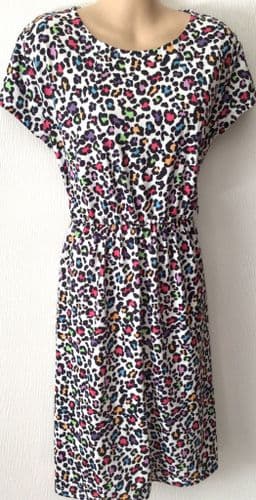 STYLISH MUM WHITE RAINBOW LEOPARD KNEE LENGTH NURSING ZIP DRESS SIZE 12