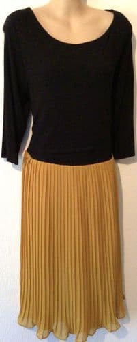 TILBEA GRACE BLACK MUSTARD PLEAT MATERNITY/NURSING DRESS SIZE M/12