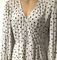 TOPSHOP WHITE PLISSE SPOTTY WRAP LONG SLEEVED DRESS SIZE 12