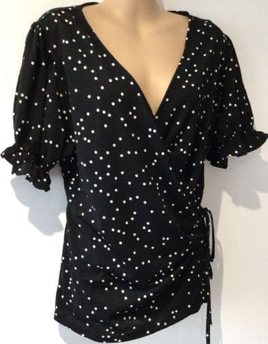 TU MATERNITY BLACK DPOTTY WRAP TOP SIZE 14