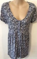 VERTBAUDET NAVY FLORAL BUTTON NURSING TOP SIZE 14/16