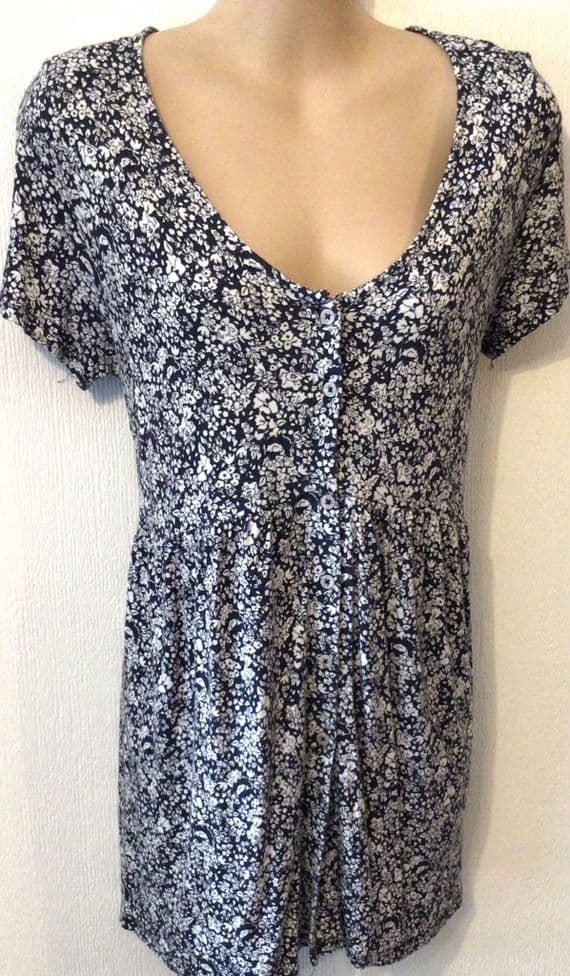 VERTBAUDET NAVY FLORAL BUTTON NURSING TOP SIZE 14/16