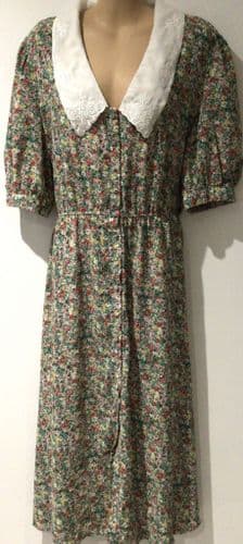 YUMI BRODERIE COLLAR FLORAL BUTTON TEA DRESS SIZE 14