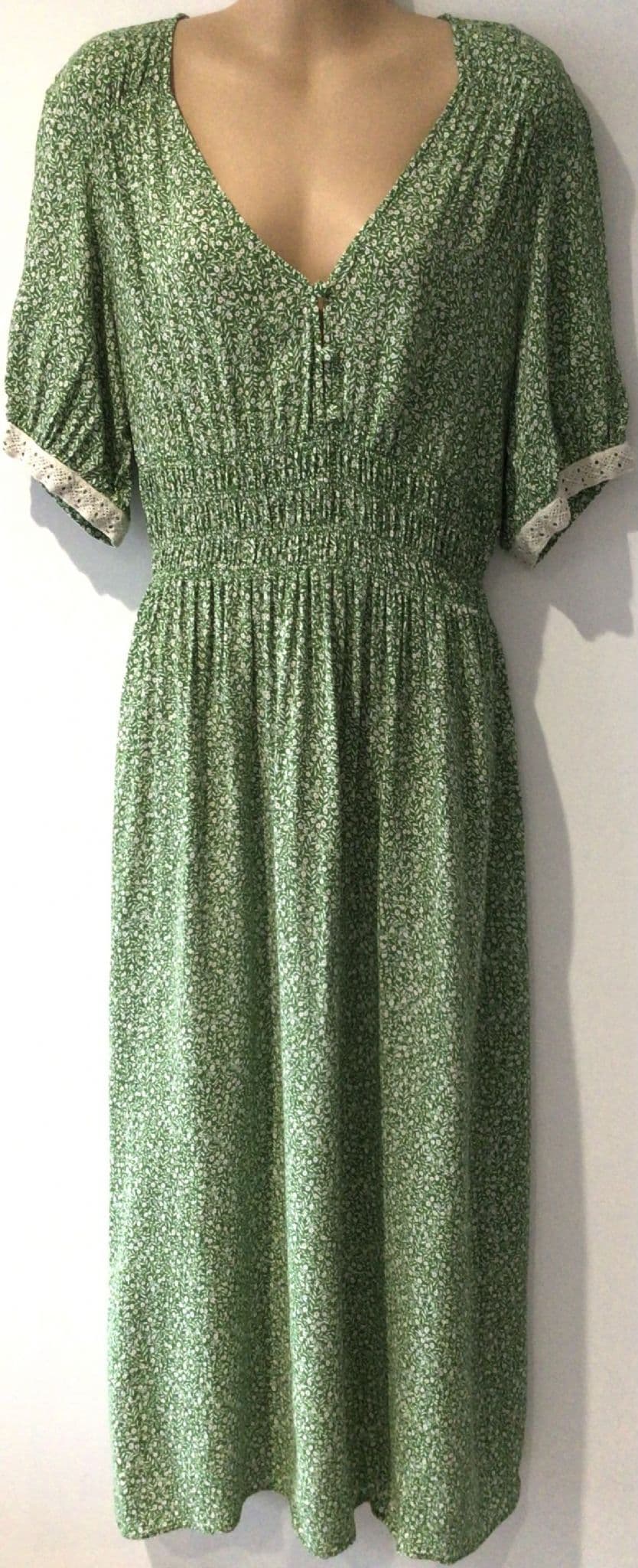 Zara Printed Midi Green Floral Midi Dress Zara ZARA GREEN DITSY