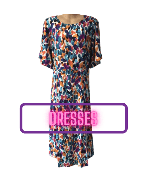 Outlet & preloved womenswear - dresses, tops, jumpsuits & dungarees from vintage & retro brands.