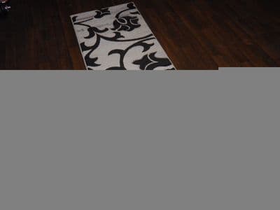 Modern Runner 60x220cm Aprox 8ft Hand Carved Super Quality Vine Silver/Black New