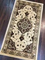 Modern/traditional Aprox 4x2 60cm x110cm New Rugs Woven Hand Carved ivory/red.