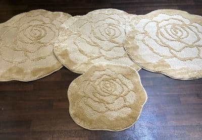ROMANY WASHABLE MATS SUPER THICK ROSES LIGHT BEIGE SET OF 4 3 X100X100CM+DOORMAT