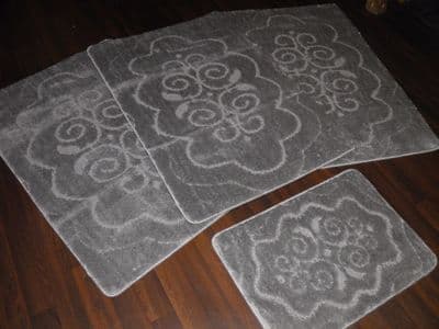 ROMANY WASHABLE NON SLIP MATS SUPER THICK XNEWX DESIGN FULL SET 4PCS SILVER/GREY