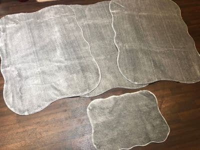 ROMANY WASHABLE SHAPED DESIGN SET OF 4 MATS XLARGE SIZE 100X140CM SILVER/GREY