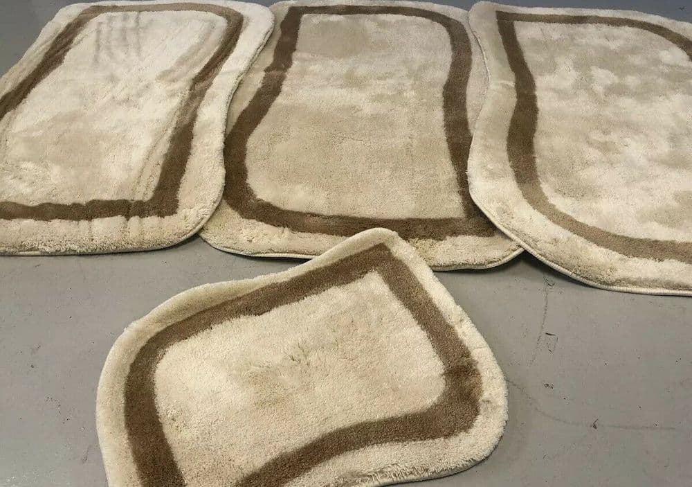 X ROMANY GYPSY WASHABLES GERMAN MATS TRAVELLER RUGS THICK SET OF 4