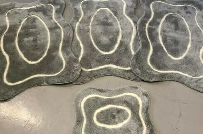 X ROMANY GYPSY WASHABLES GERMAN MATS TRAVELLER RUGS THICK SETS OF 4 GREY-SILVER (1)