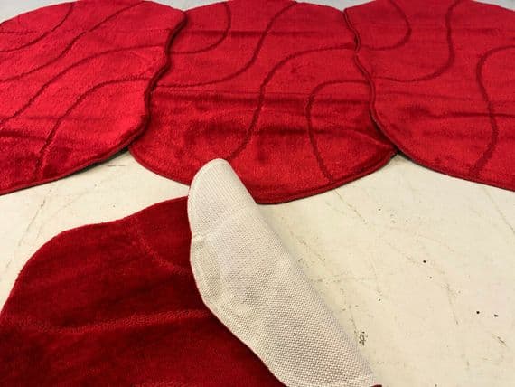 X ROMANY GYPSY WASHABLES NICE NON SLIP SETS OF 4 MATS-RUGS RED TOURER SIZE SALEX