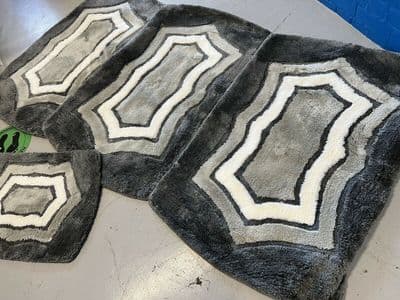 XROMANY GYPSY WASHABLES GERMAN MATS TRAVELLERS MATS THICK SETS OF 4 GREY RUGS XX