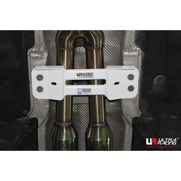 BMW E90 M3 Ultra Racing Mid Lower Brace