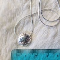 Swirls Bead Sterling Silver Necklace