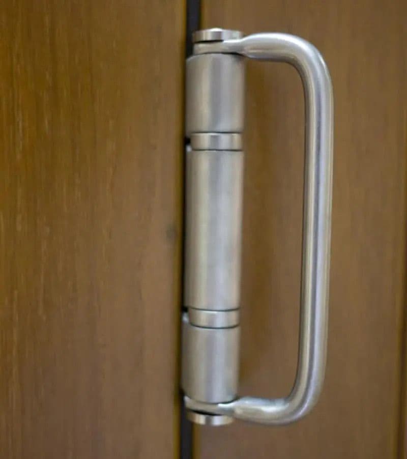 JOINERY REDWOOD BIFOLD DOOR SET 3 LEAF STYLE 2