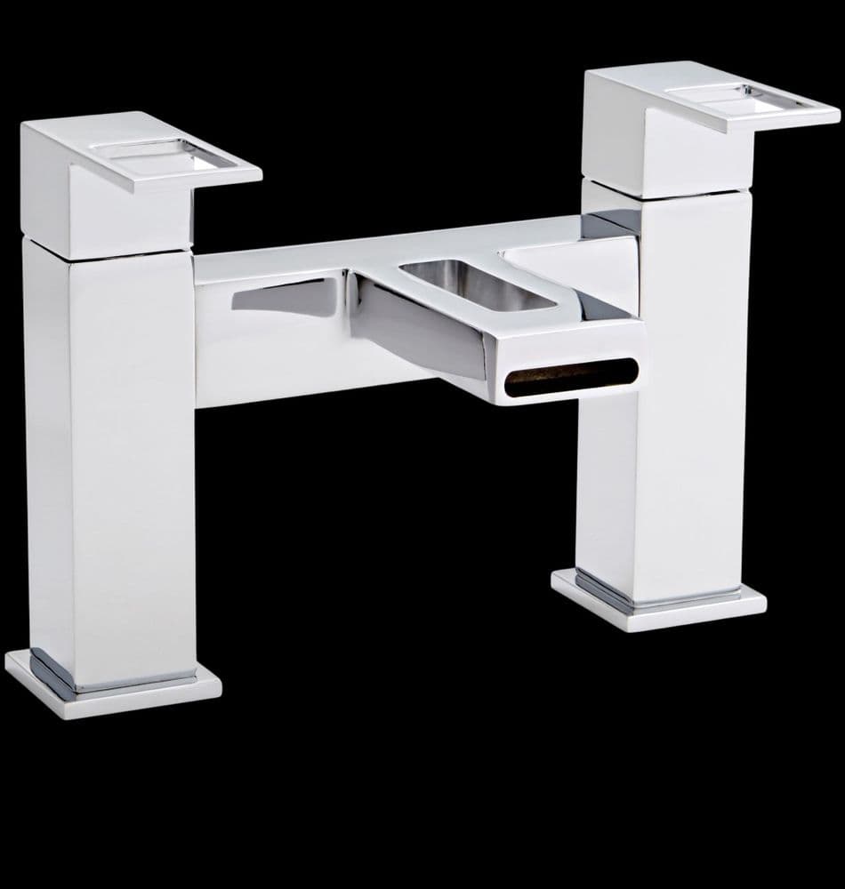 Cruze Deck Mounted Bath Filler