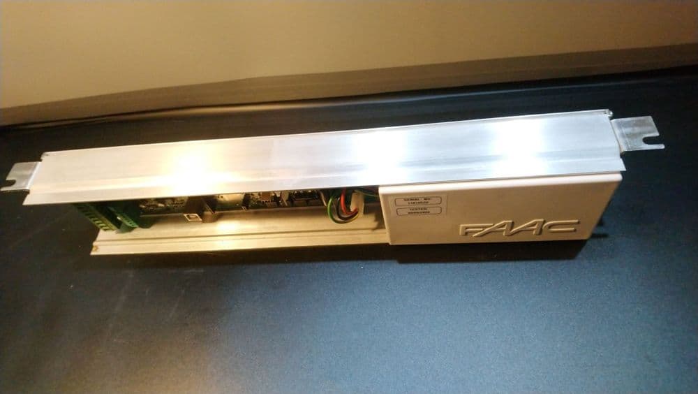 FAAC E100 02 Controller