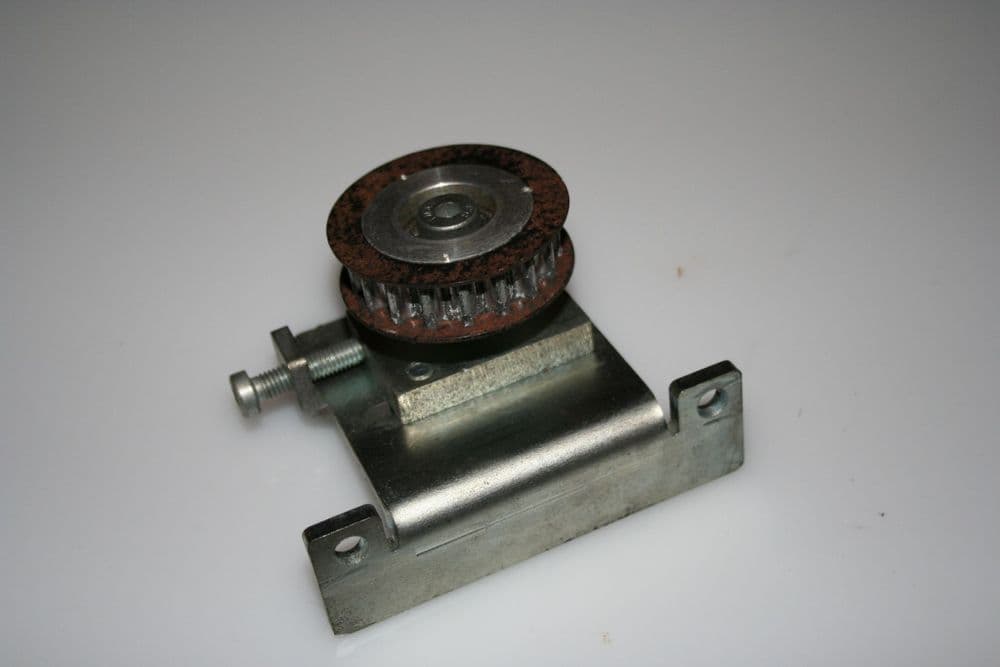 Idler Wheel R