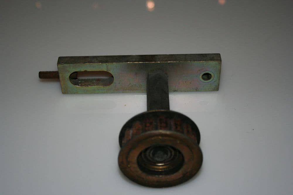 Idler Wheel V