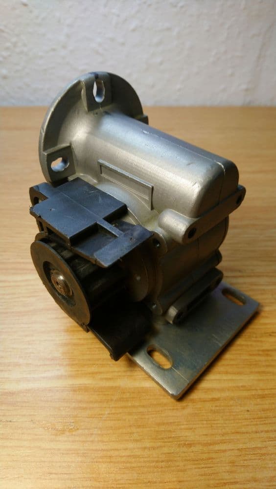 Label Gearbox