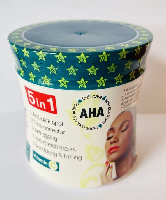 B.B. Clear  Lightening 5in1 with vitamin C Cream - 320ml