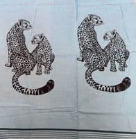 Original Kenyan Kikoys / scarves / Beach Sarongs
