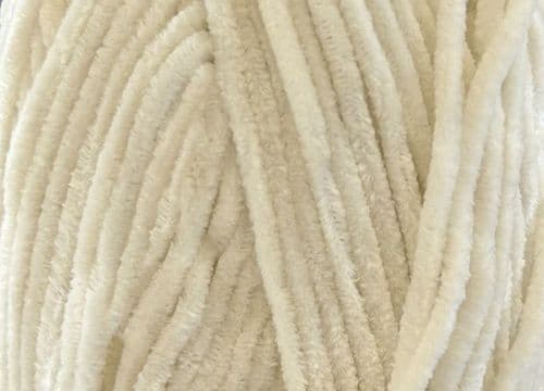 Squeeze Me DK 5602 Cream