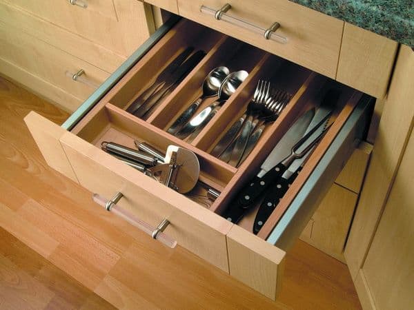 Cutlery Trays - Blum Tandem cutlery insert, 600mm unit, beech veneer - Trade Save Kitchens