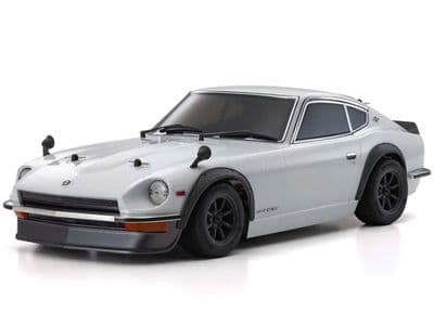 34427T1 Kyosho 1:10 1971 Datsun 240z 1971 Readyset Frazer mk2 FZ02