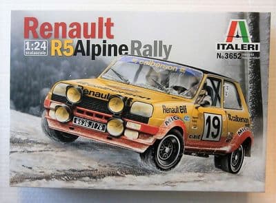 3652 Italeri 1:24 Renault R5 Alpine Rally Plastic Kit